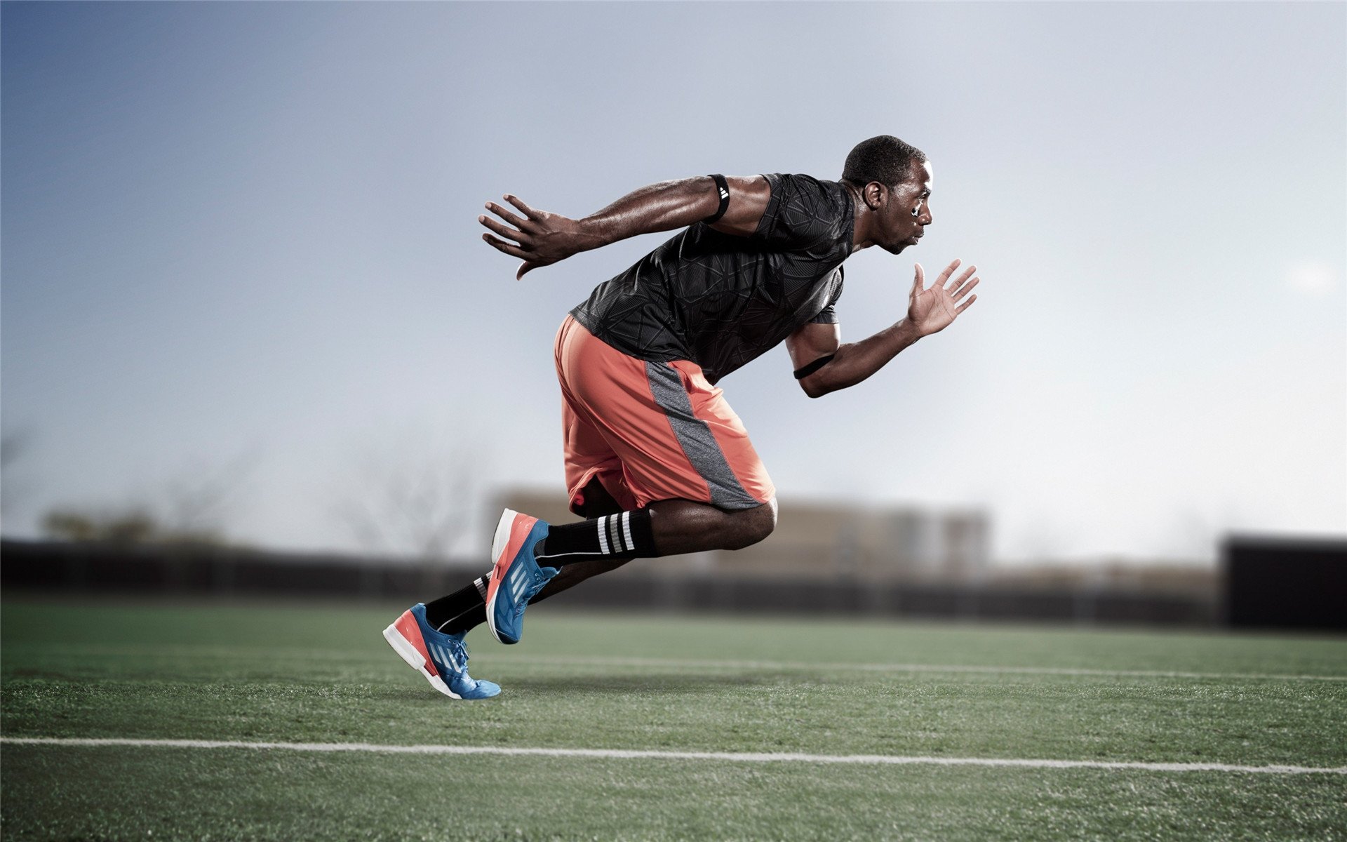 青年女子体育比赛规则优化提高比赛观赏性与安全系数，女子体育项目观赏性
